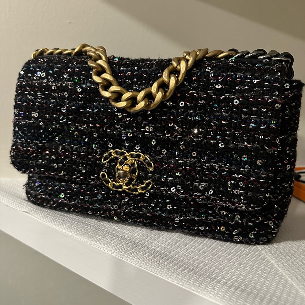 CHANEL 19 Black Tweed & Sequin Shoulder Bag